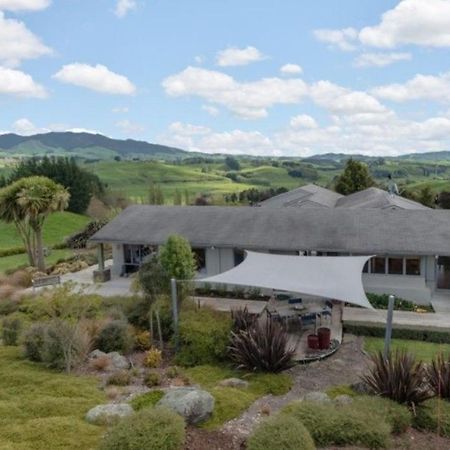 Above The River Karapiro Bed & Breakfast מראה חיצוני תמונה