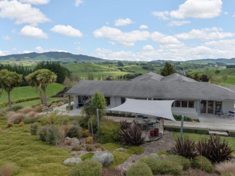 Above The River Karapiro Bed & Breakfast מראה חיצוני תמונה