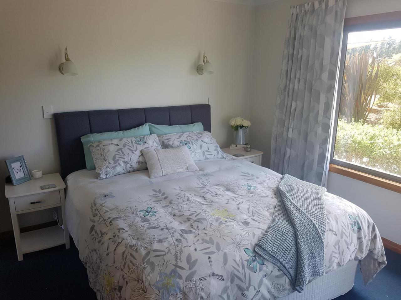 Above The River Karapiro Bed & Breakfast מראה חיצוני תמונה