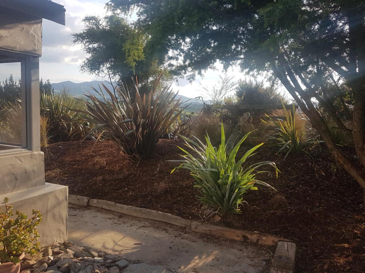 Above The River Karapiro Bed & Breakfast מראה חיצוני תמונה