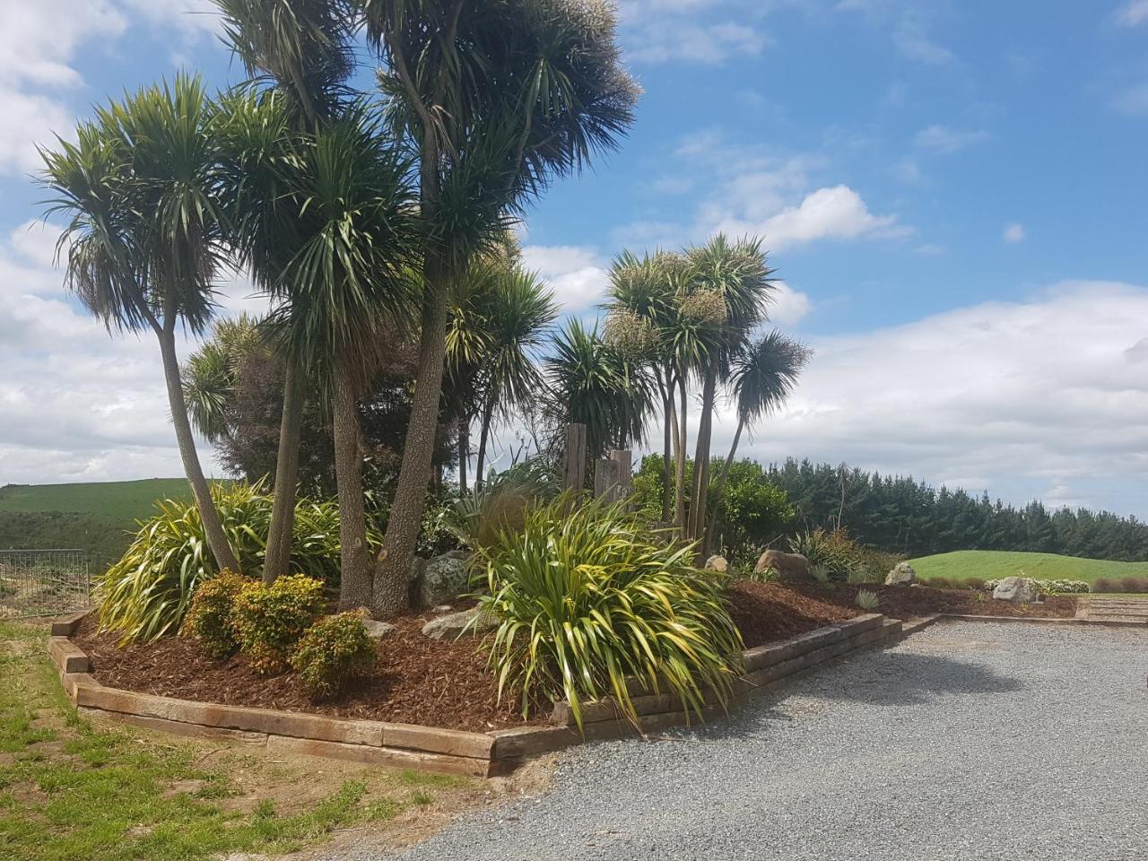 Above The River Karapiro Bed & Breakfast מראה חיצוני תמונה