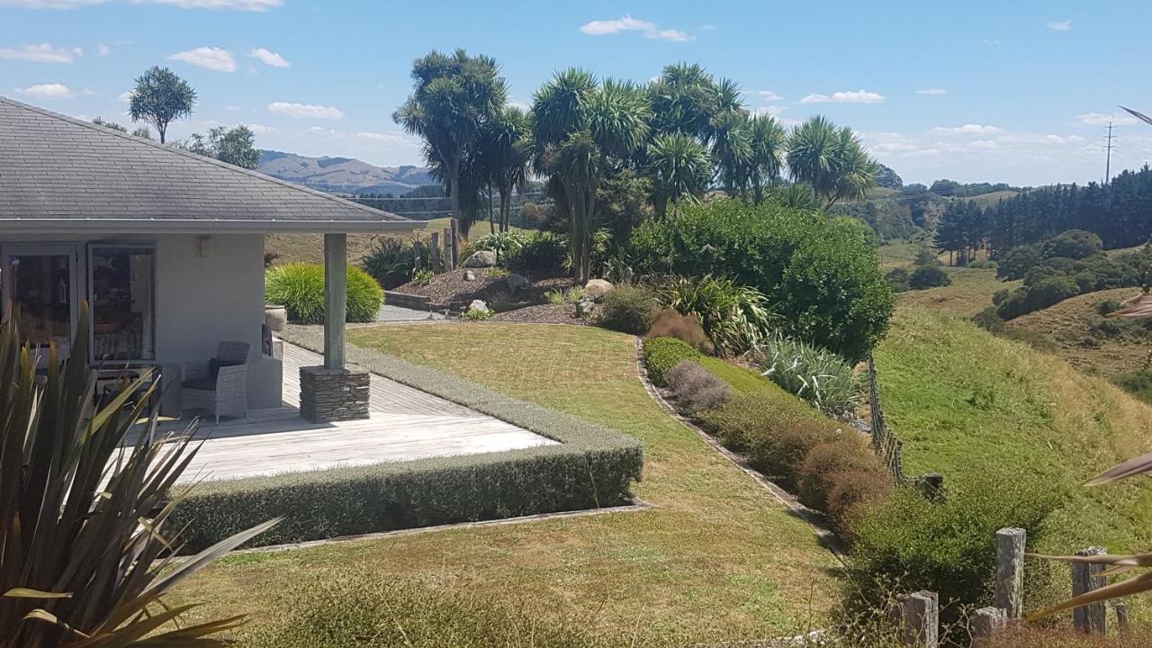 Above The River Karapiro Bed & Breakfast מראה חיצוני תמונה